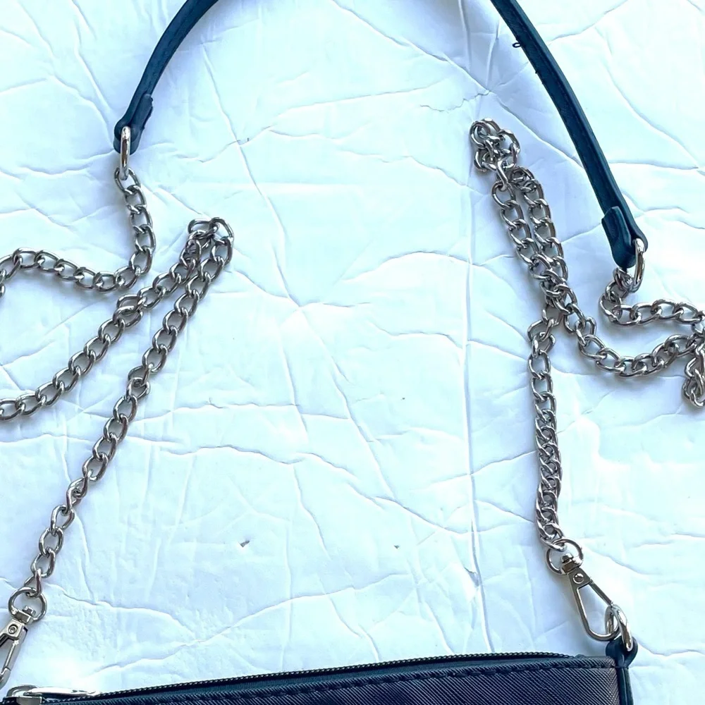 Colette Hayman Chain Strap Crossbody Bag Clutch Purse